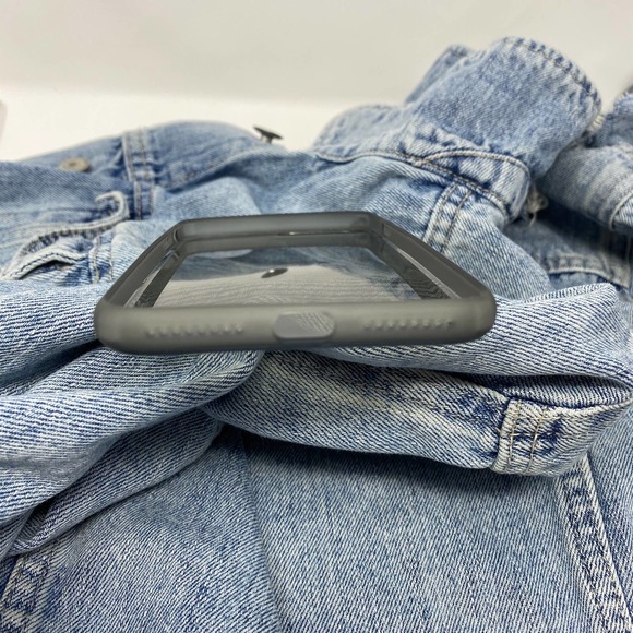 iPhone XS Max Case Gray Clear Cover - Picture 4 of 6